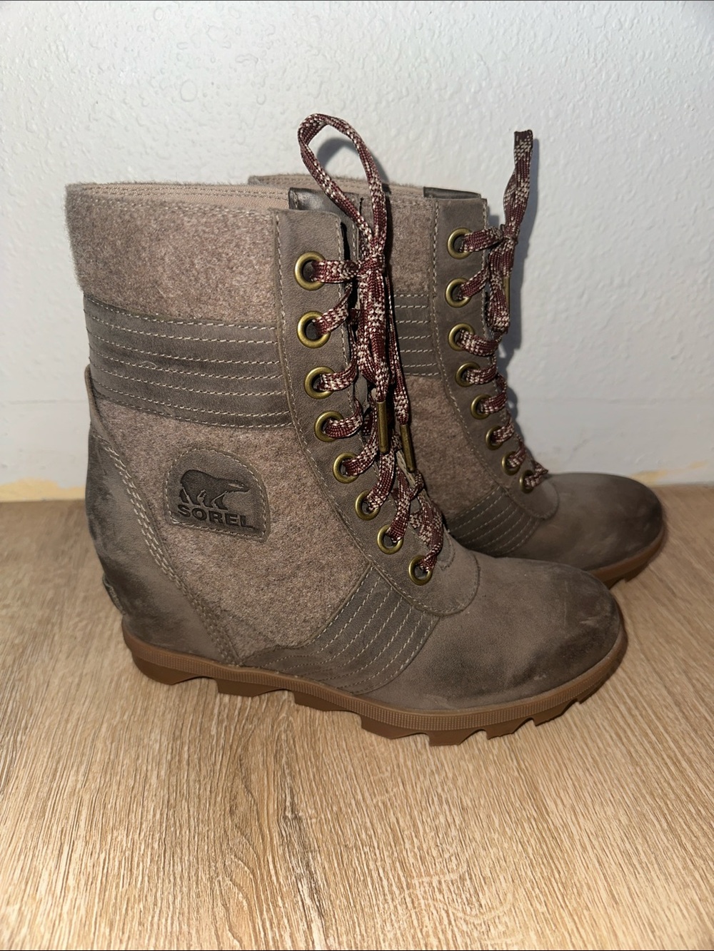 Sorel lexie wedge boot